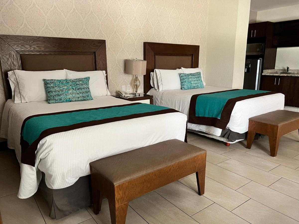 Aurea Hotel And Suites Zapopan Eksteriør bilde