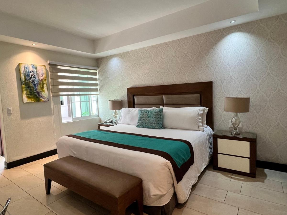 Aurea Hotel And Suites Zapopan Eksteriør bilde
